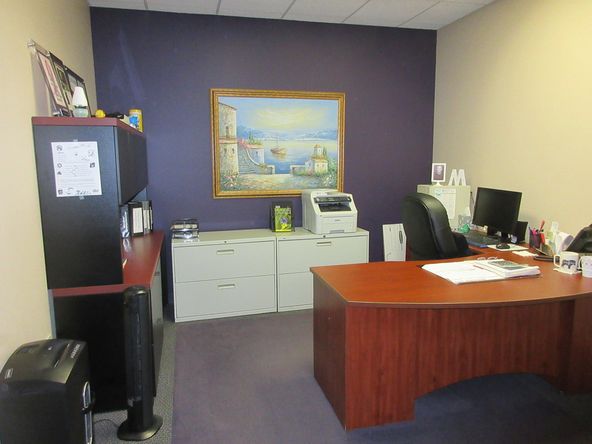 In the News Inc. Industrial Manuf. Flex Building: 8517 Sunstate St, Tampa, FL 33634